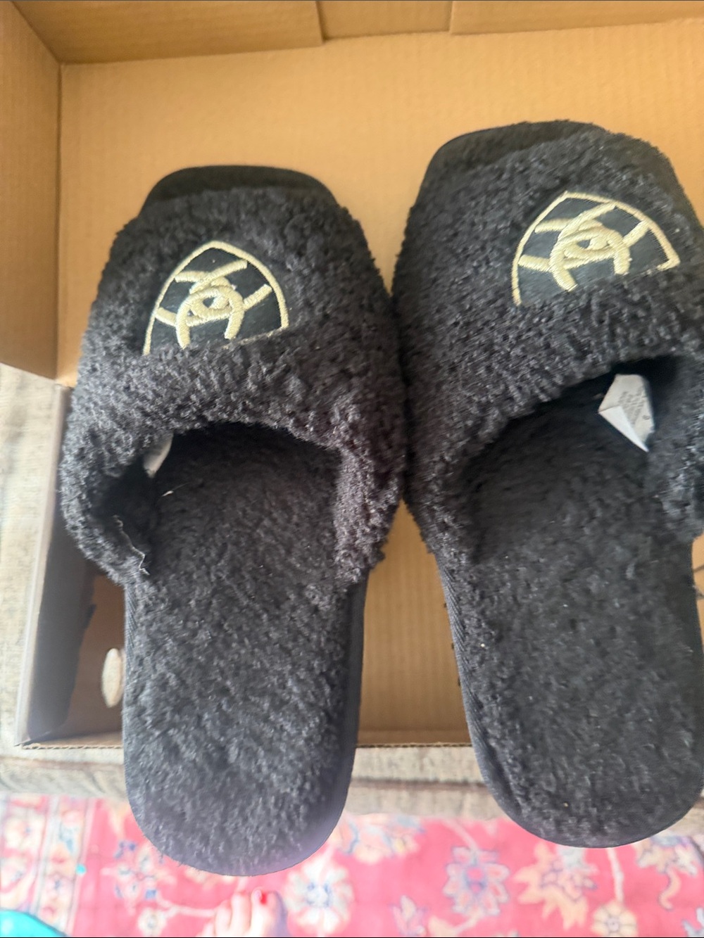 Ariat Black Plush Slide Slippers with Gold Logo